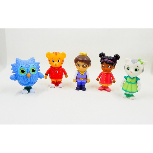 Daniel Tigers Neighborhood Figures Cake Topper Owl Prince Elaine Katrina Lot - Picture 1 of 7